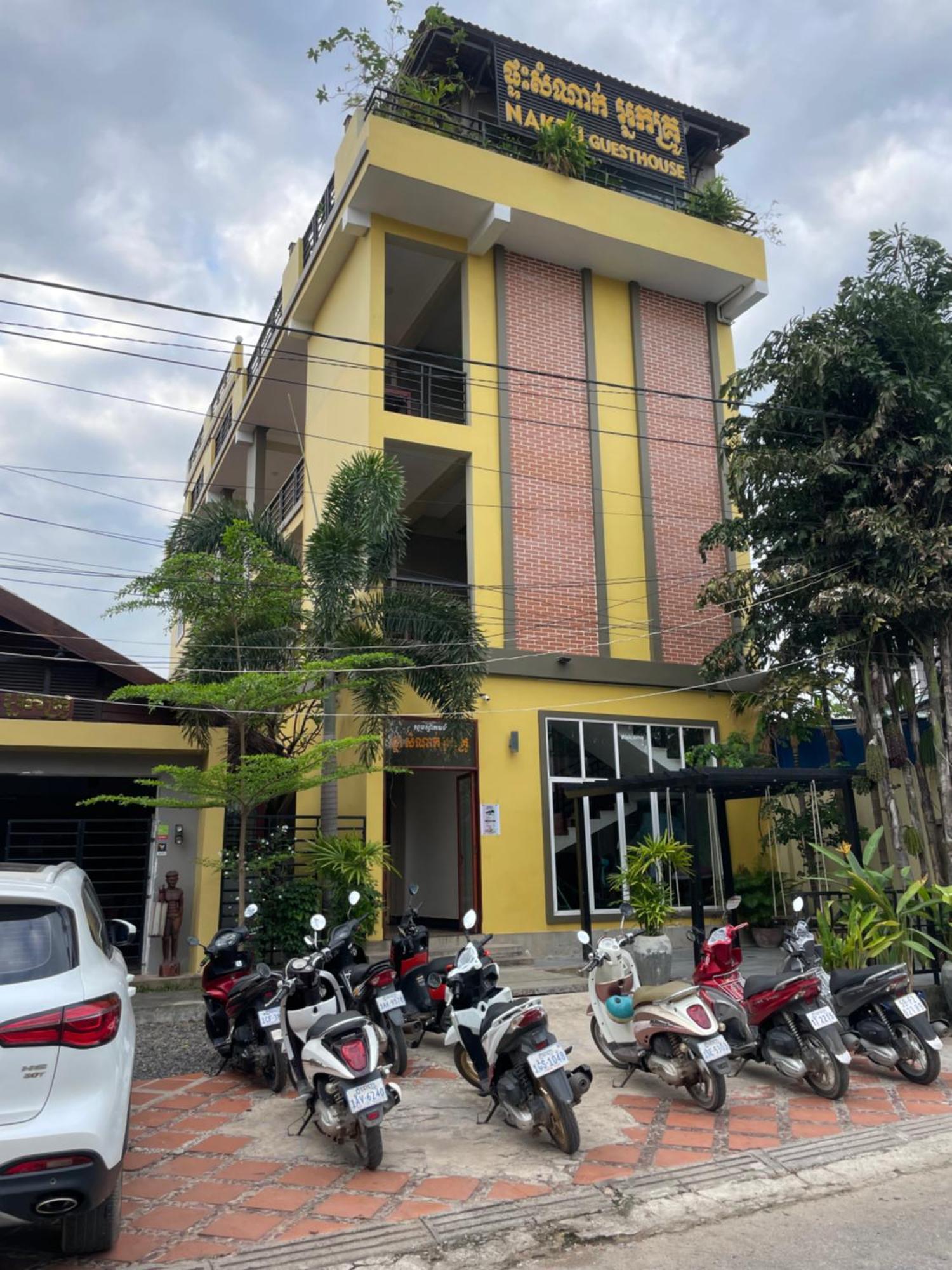 Neakru Guesthouse And Restaurant Kampot Exterior foto