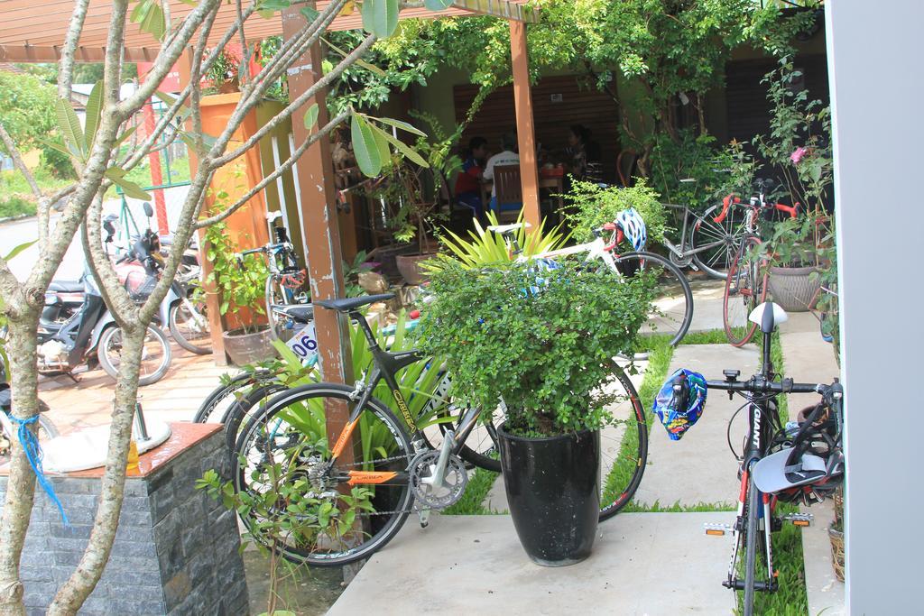 Neakru Guesthouse And Restaurant Kampot Exterior foto