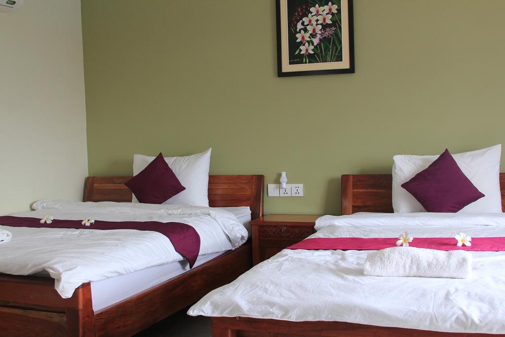 Neakru Guesthouse And Restaurant Kampot Exterior foto
